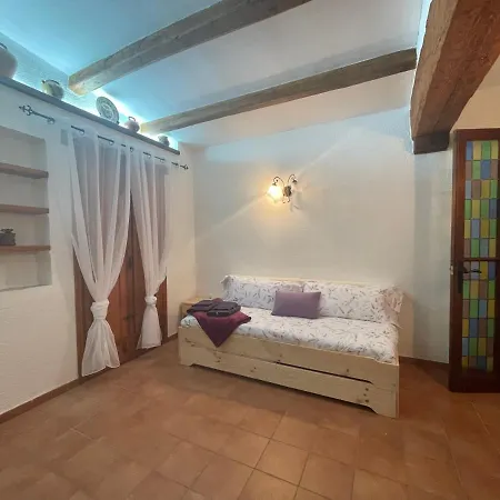 Villa Masia Catalana Solsenyor By El Secret De La Conca